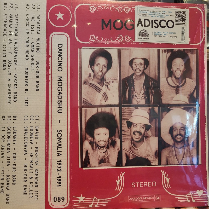 V/A – MOGADISCO – DANCING MOGADISHU (SOMALIA 1972-1991)